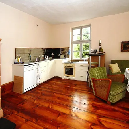 Apartment, Plau Am * פלאו אם זה