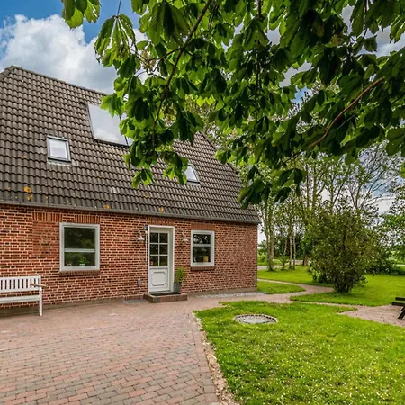 Apartment, Plau Am דירה *